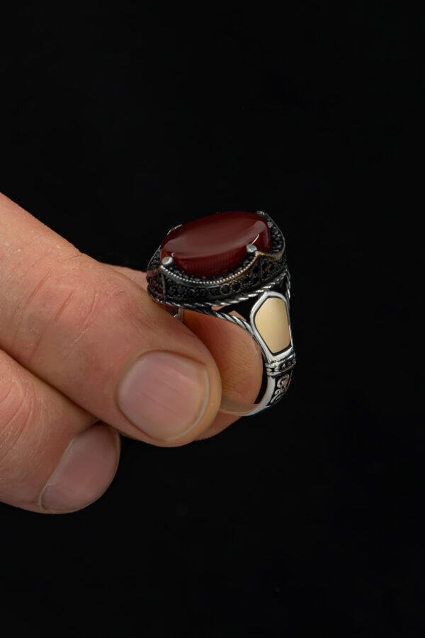 Yemeni agate stone
