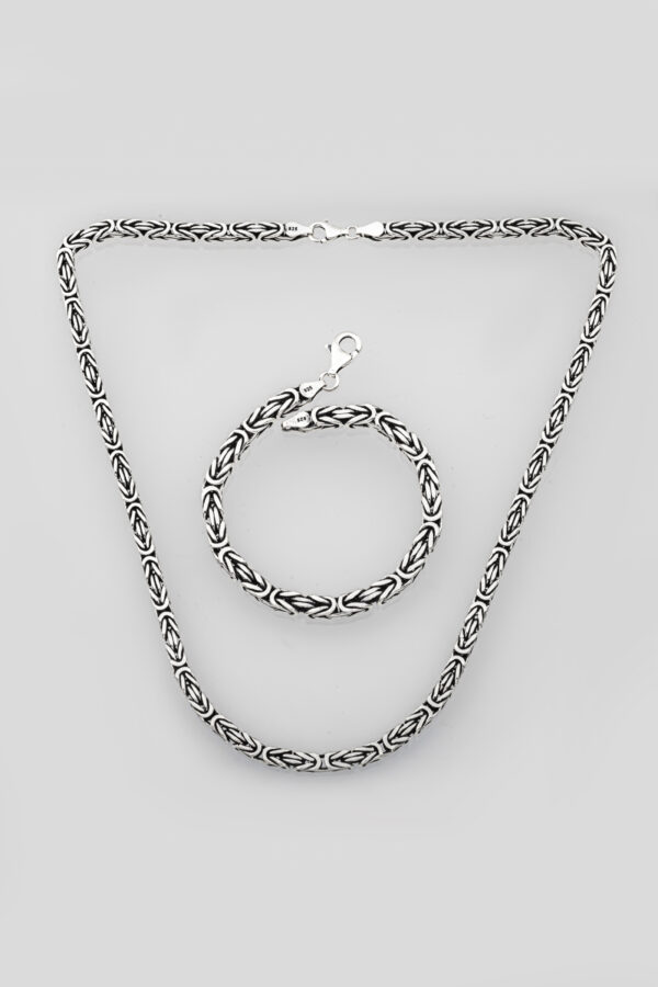 Necklace 1