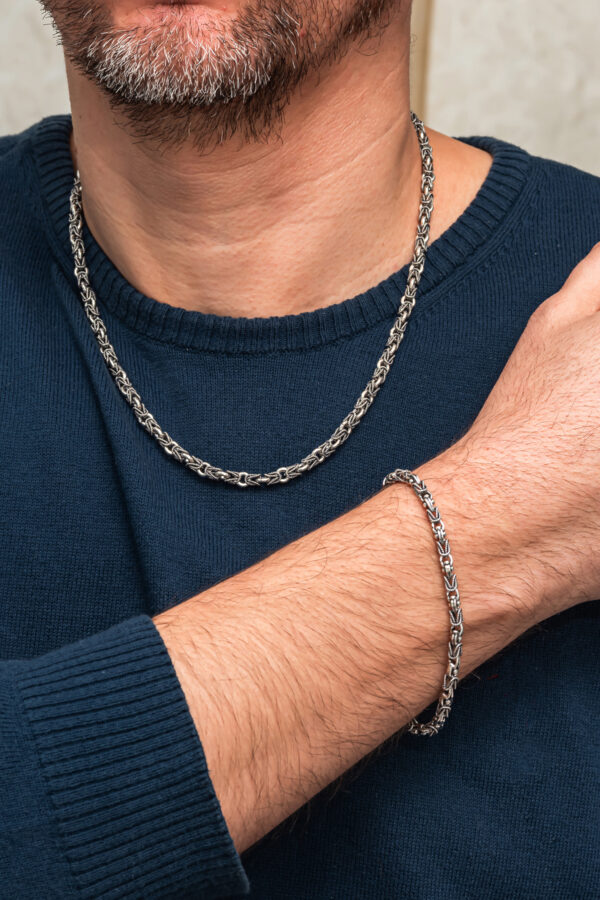 Necklace 4